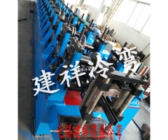 光伏支架成型机