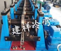 光伏支架成型机