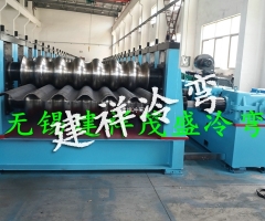 涵洞波纹板成型机