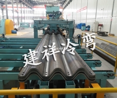 涵洞金属波纹板成型机