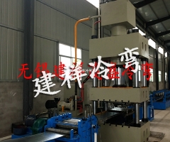 公路护栏板成型设备