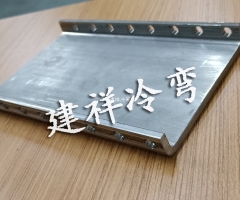 不锈钢导轨成型机