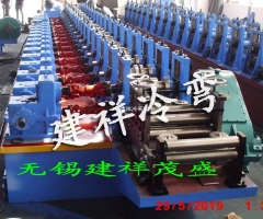 梯边电缆桥架成型设备