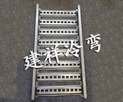 节能桥架成型设备