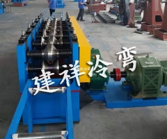 护栏板矫正机设备