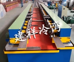 仓储货架成型机