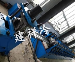 立体浪板成型设备