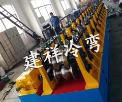 两波护栏板设备