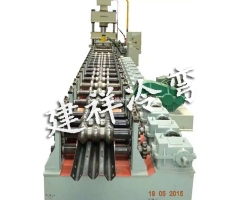 三波护栏板成型设备