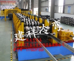 护栏板成型设备