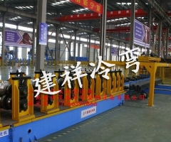 护栏板成型设备