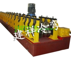 护栏板成型设备