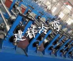 模压桥架成型设备