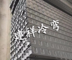 模压桥架成型设备