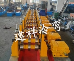 护栏板成型设备