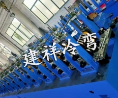 护栏板成型设备